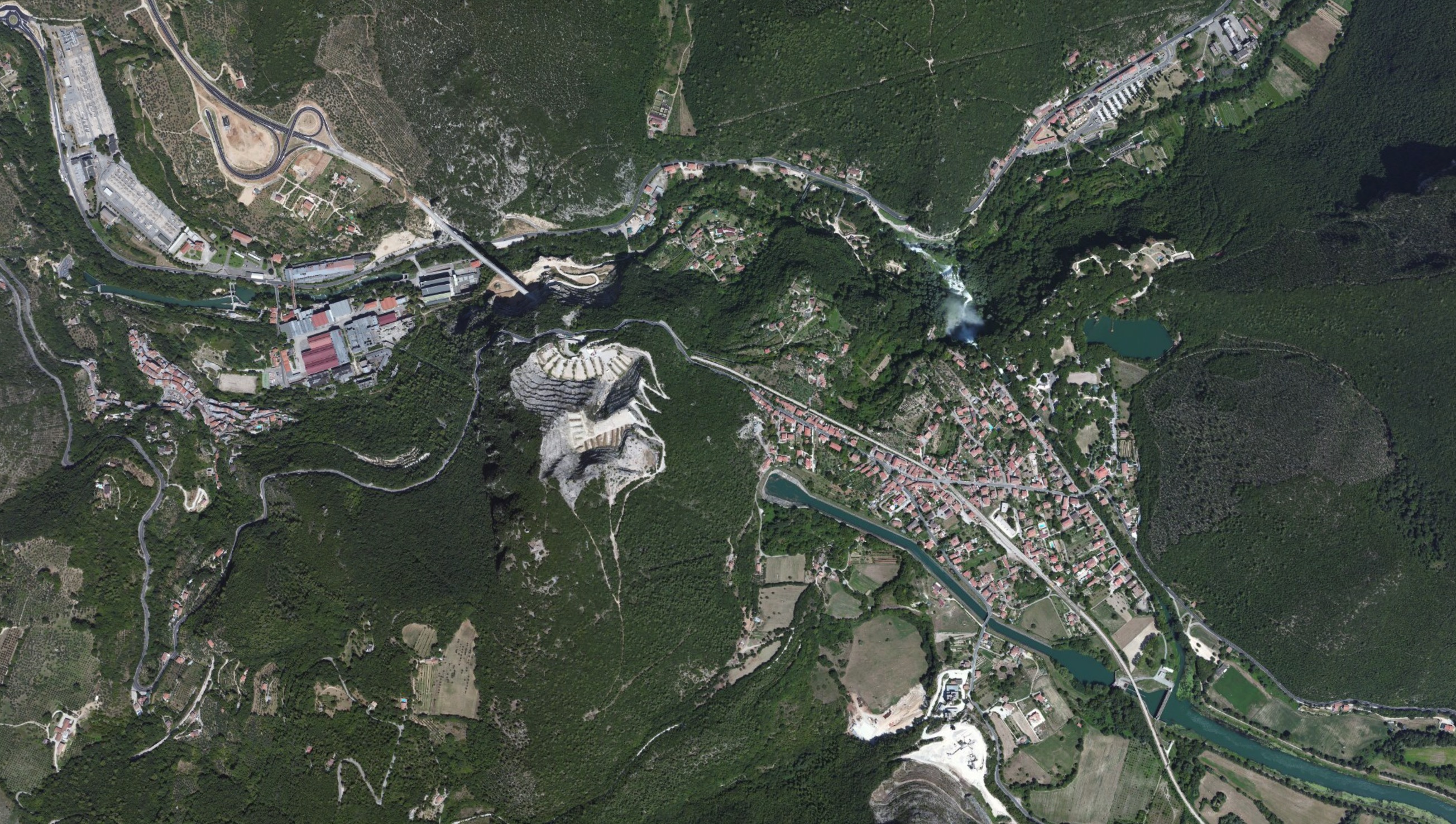 Satellite image of the Cascata della Marmore